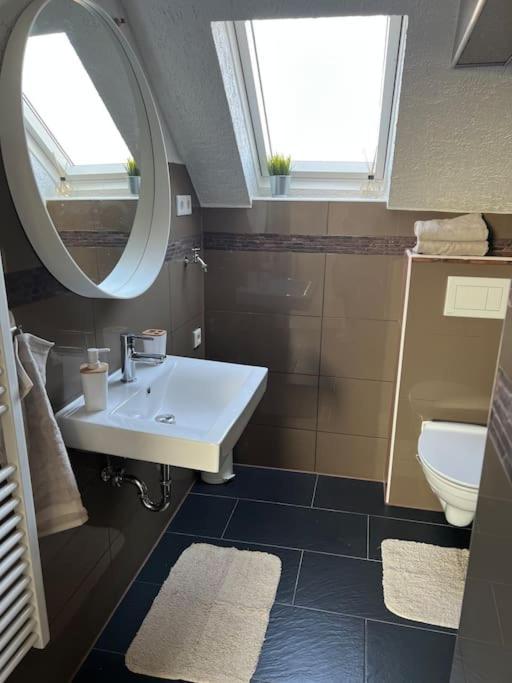 5Minuten Von Der City Entfernte Wohnung Mit Parkpl Bielefeld Exteriör bild